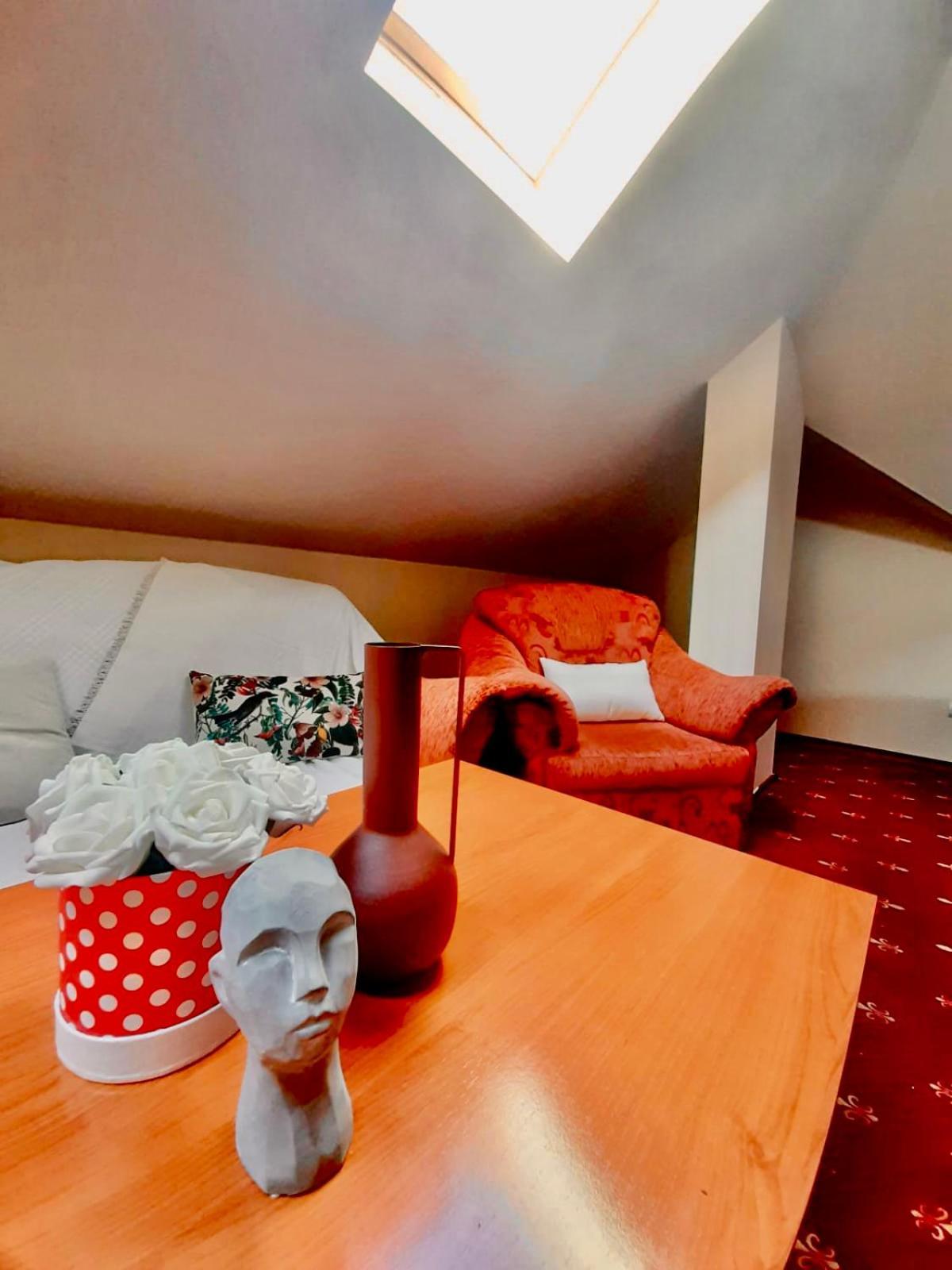 Vila Miluna Mamaia Kültér fotó